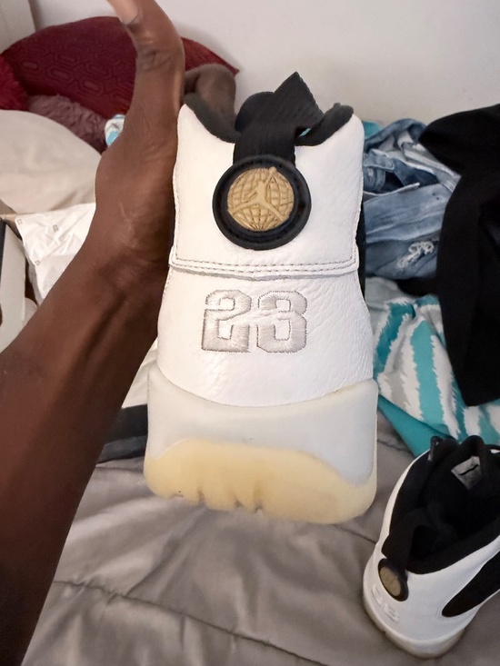 Air Jordan’s main image 11